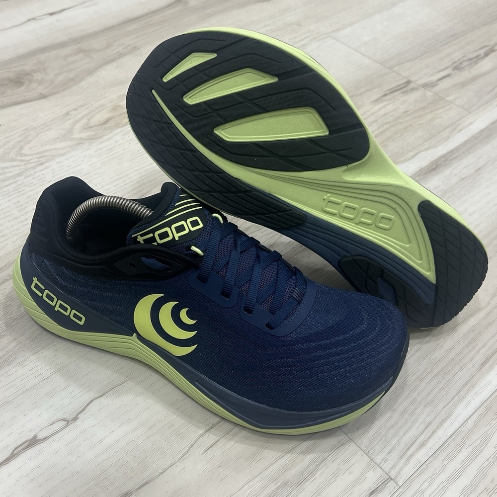 Topo Athletic Ultrafly 5 Road Running Shoe Mens Size 9 US Navy Lime NWOB